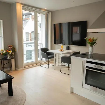 Appartamento Prime Location, Free Parking, Private Balcony