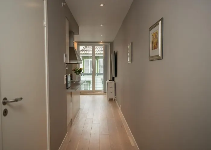 Lejlighed Prime Location, Free Parking, Private Balcony