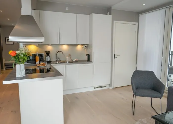 Prime Location, Free Parking, Private Balcony Lejlighed Stavanger