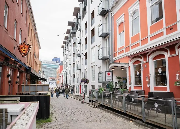Prime Location, Free Parking, Private Balcony * Stavanger